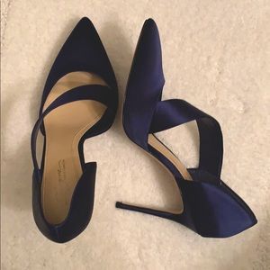 Vince Camuto deluxe satin indigo heel